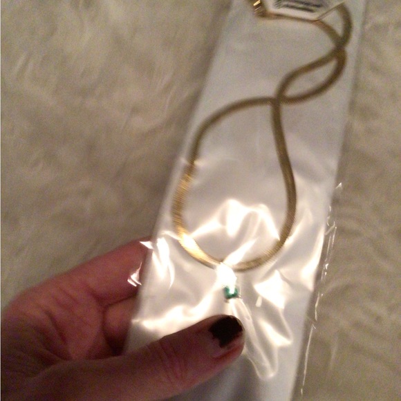 NEW! Lucca green charm necklace - Picture 2 of 6